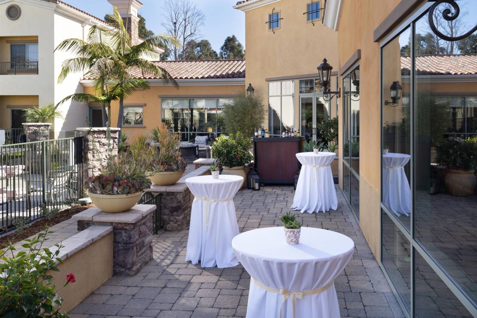 Courtyard By Marriott Santa Barbara Goleta Hotel Ngoại thất bức ảnh