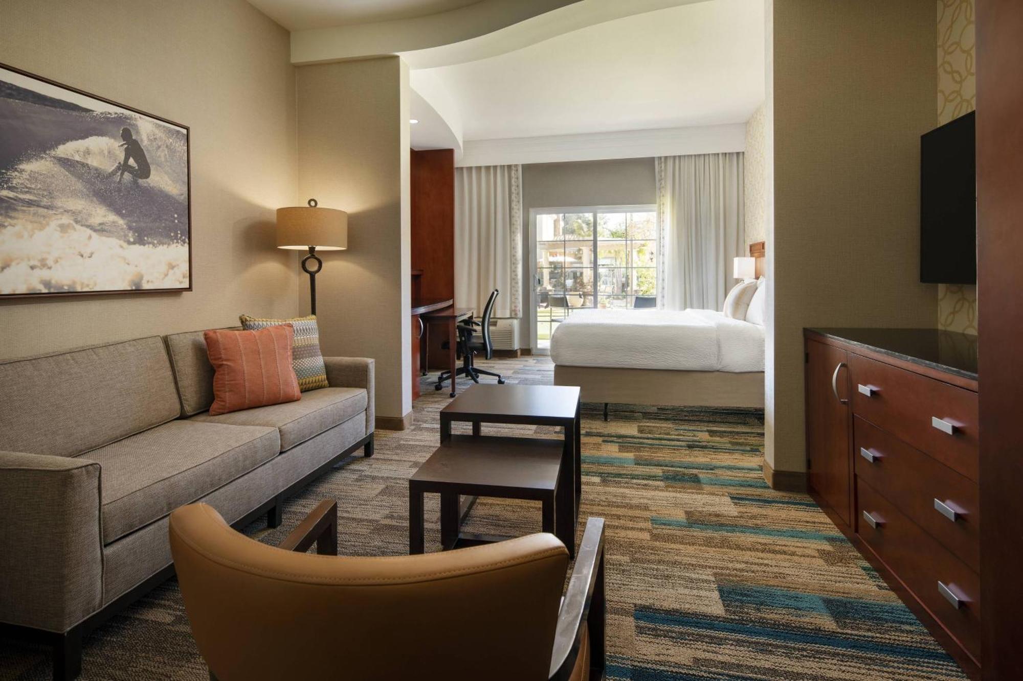 Courtyard By Marriott Santa Barbara Goleta Hotel Ngoại thất bức ảnh