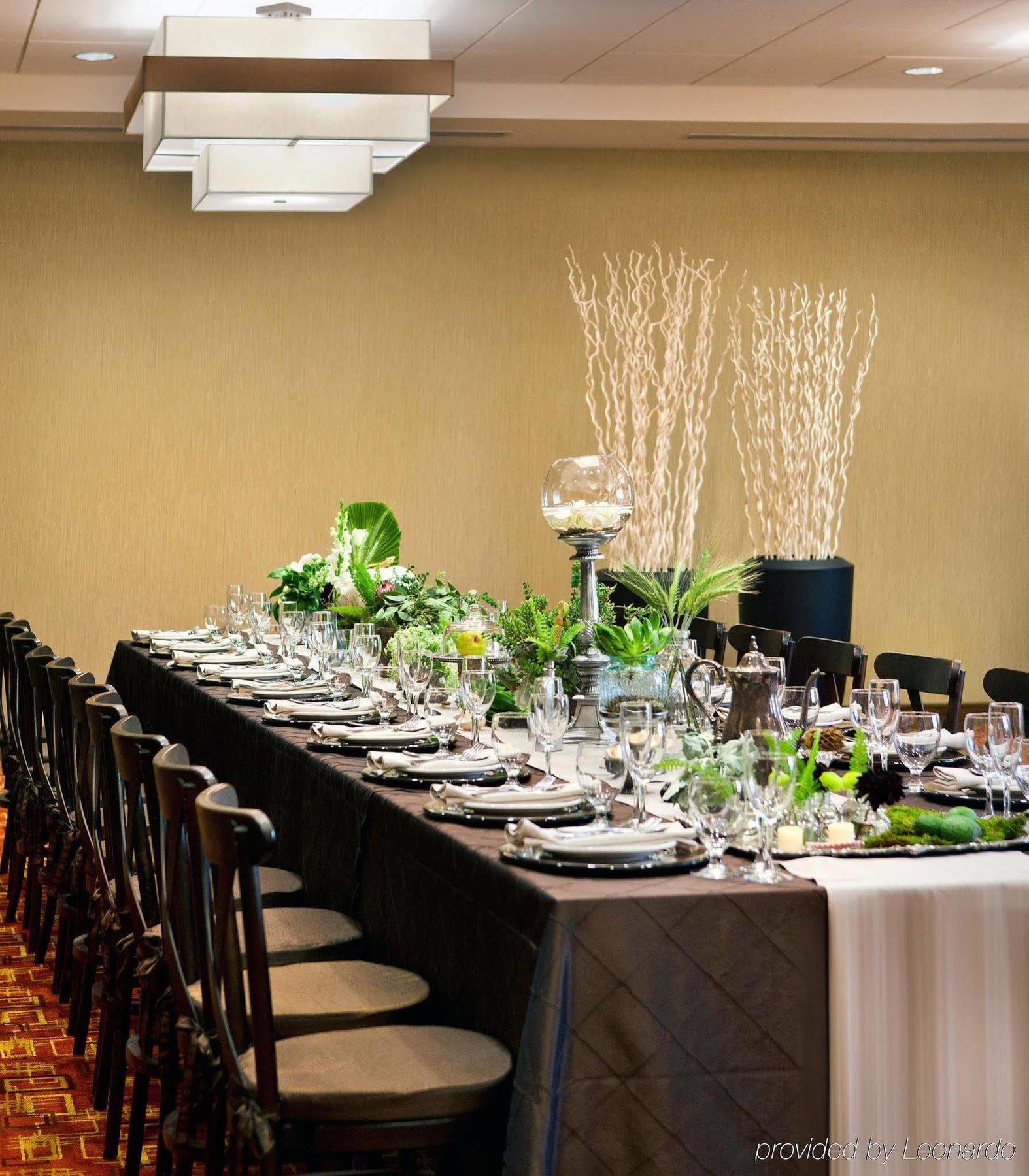 Courtyard By Marriott Santa Barbara Goleta Hotel Nhà hàng bức ảnh
